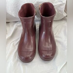 Classic Women's Rain Ankle Boots - Burgundy